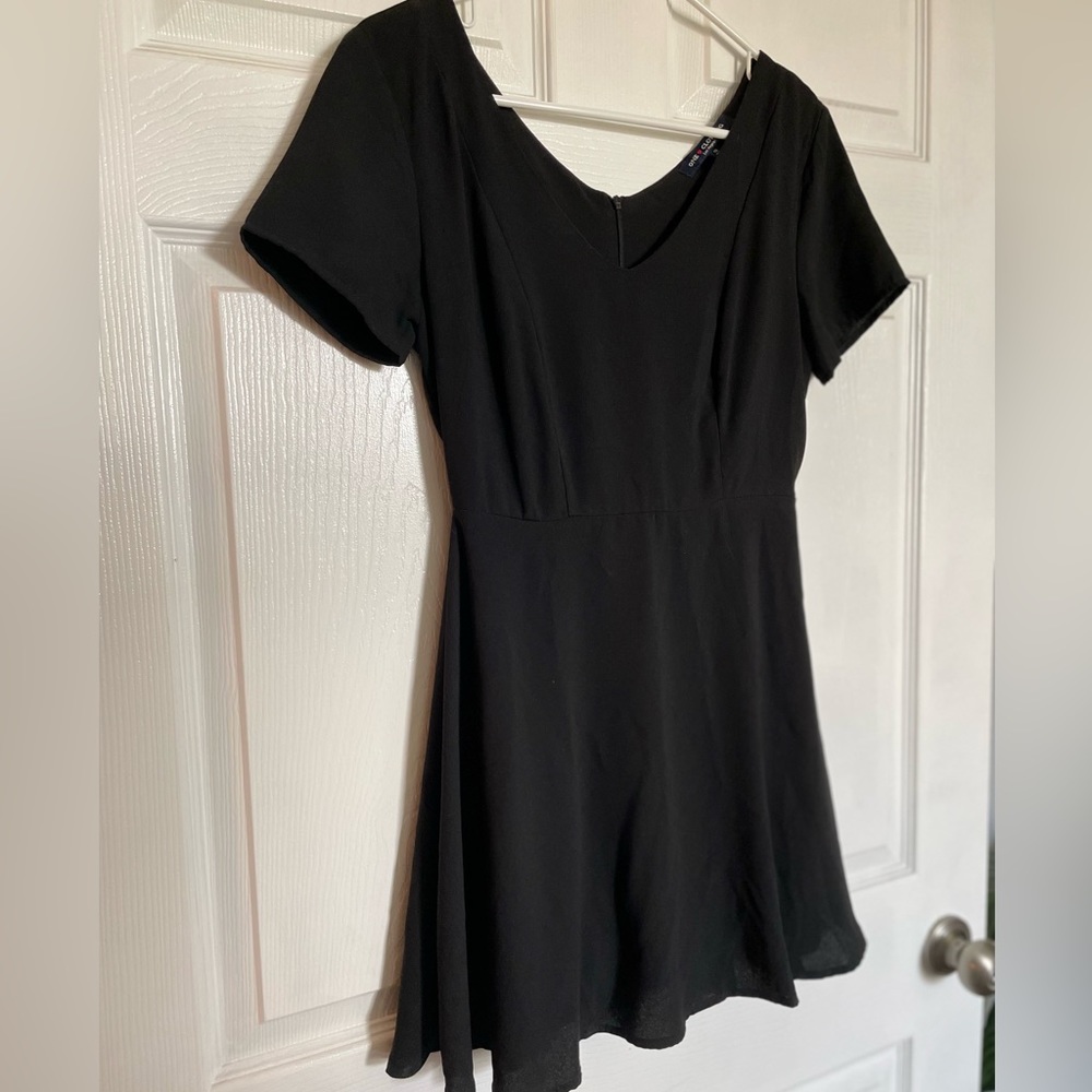 Mini Dress! Hourglass shape, very flattering!